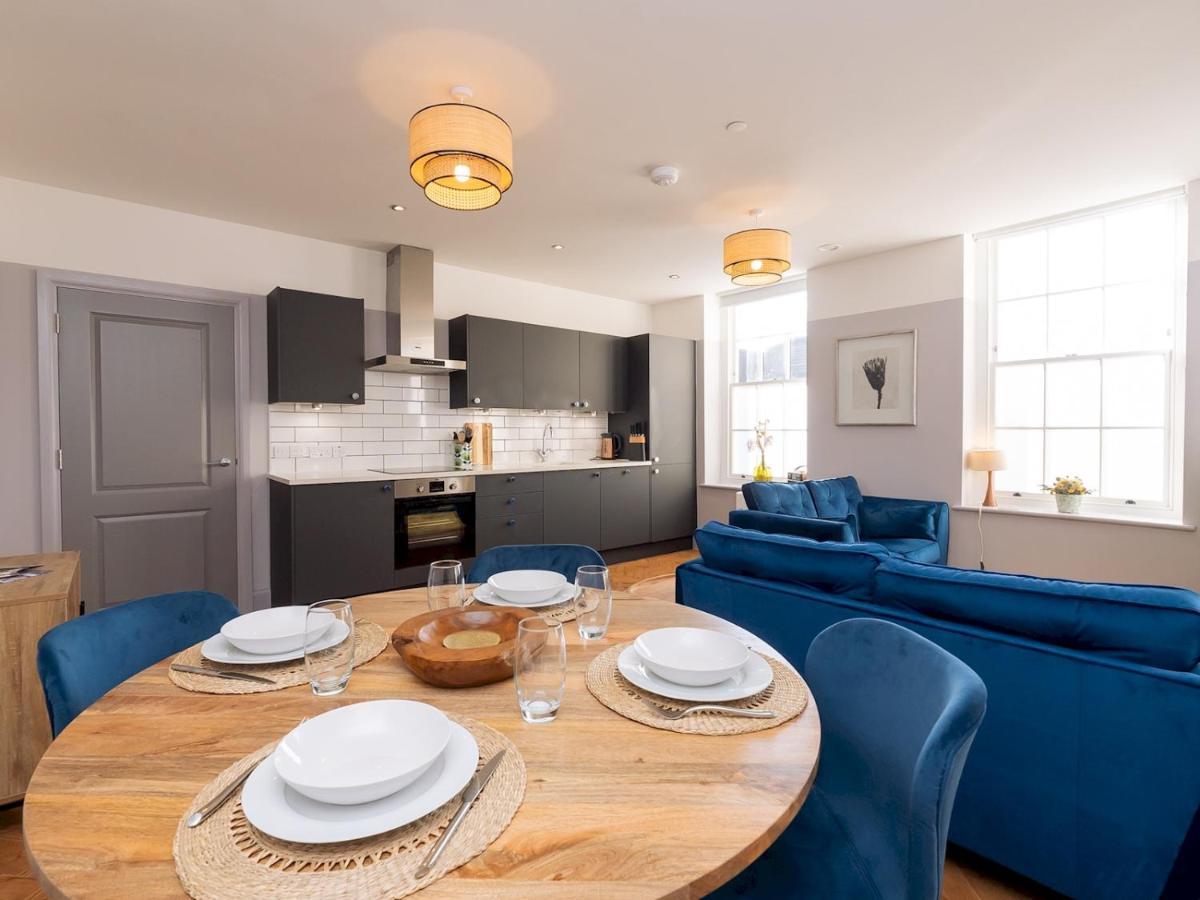 Pass The Keys Stunning 2 Bed Retreat In The Heart Of Bath Appartement Buitenkant foto